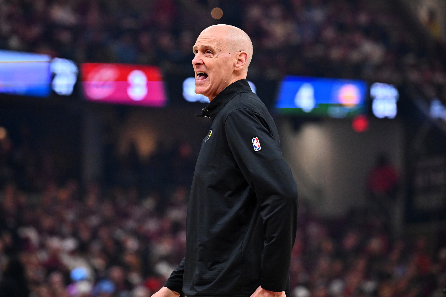 关于今夜社区盾焦点战；洛杉矶快船完成体检；震撼外界；身体对抗强度拉满的信息KAIYUN SPORTS